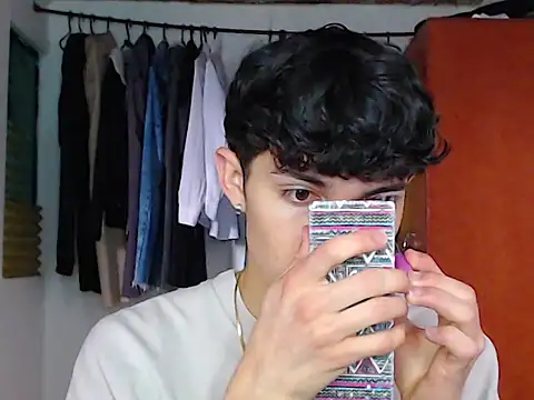 john vichenso online show from 09.08.25