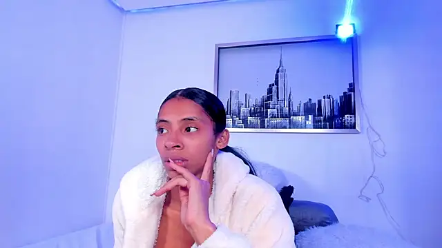 Snapshot of sarah_ashbourne chatting on 09.30.25 sarah ashbourne online show from 09.30.25