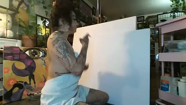 Snapshot of Av3ryyBe3 chatting on 09.14.25 Av3ryyBe3 online show from 09.14.25