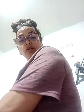 Lady 16 online show from 09.20.25