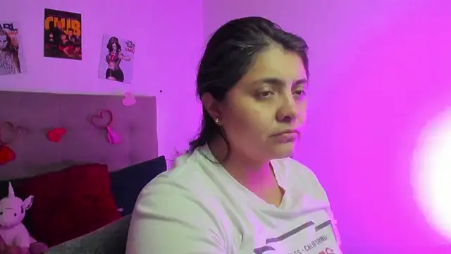 TifanyAmazinng online show from 02.16.26