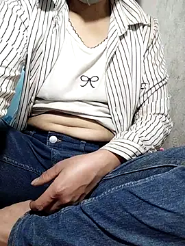 Snapshot of PhamPm70 chatting on 03.23.26 PhamPm70 online show from 03.23.26