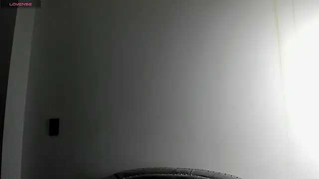 Snapshot of AdyJules chatting on 10.20.25 AdyJules online show from 10.20.25