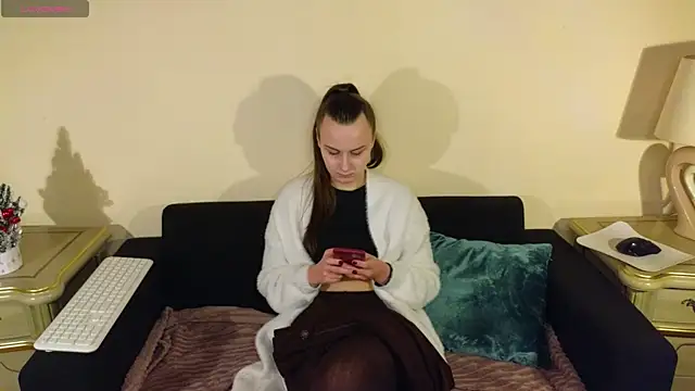 Kelly Cartier online show from 01.15.26