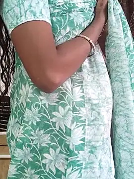 Snapshot of kavya-telugu84 chatting on 07.05.26 kavya-telugu84 online show from 07.05.26