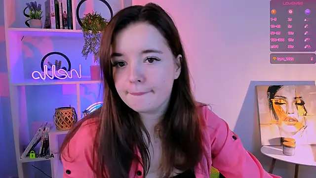 nika-still online show from 09.27.25