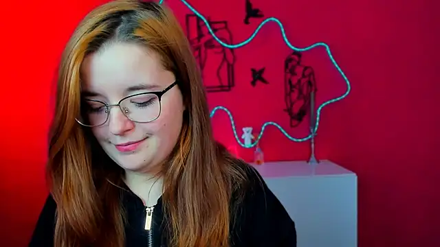 nika-still online show from 04.29.26