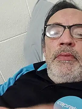 Txacas online show from 02.06.26