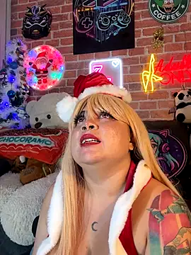 Lucycosplay777 online show from 12.20.25