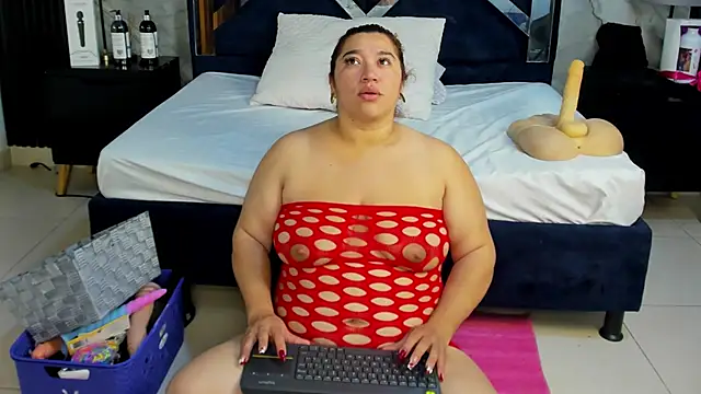 VanessaHard as online show from 02.25.26