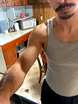 Snapshot of SlimSexxxy69 chatting on 09.24.25 SlimSexxxy69 online show from 09.24.25