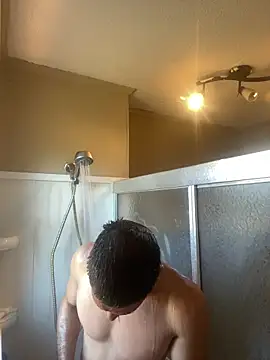 Snapshot of SlimSexxxy69 chatting on 11.05.25 SlimSexxxy69 online show from 11.05.25