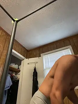 Snapshot of SlimSexxxy69 chatting on 11.06.25 SlimSexxxy69 online show from 11.06.25