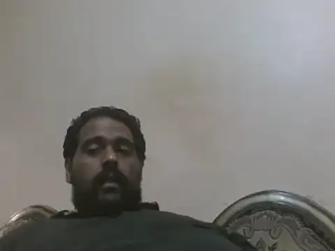 Snapshot of elpoop7305 chatting on 09.28.25 elpoop7305 online show from 09.28.25