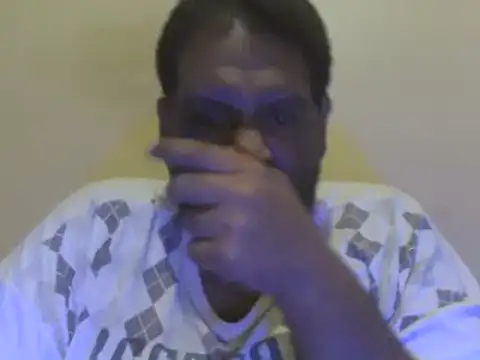 Snapshot of elpoop7305 chatting on 10.04.25 elpoop7305 online show from 10.04.25