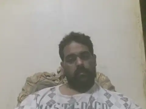 Snapshot of elpoop7305 chatting on 10.05.25 elpoop7305 online show from 10.05.25