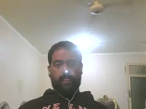 Snapshot of elpoop7305 chatting on 10.20.25 elpoop7305 online show from 10.20.25