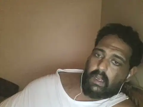 Snapshot of elpoop7305 chatting on 10.27.25 elpoop7305 online show from 10.27.25