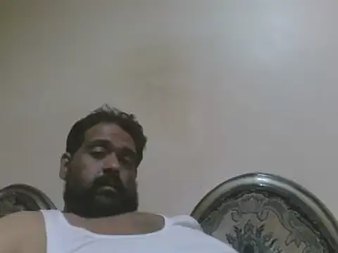 Snapshot of elpoop7305 chatting on 11.01.25 elpoop7305 online show from 11.01.25