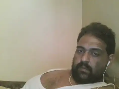 Snapshot of elpoop7305 chatting on 11.07.25 elpoop7305 online show from 11.07.25