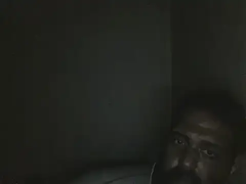 Snapshot of elpoop7305 chatting on 11.21.25 elpoop7305 online show from 11.21.25