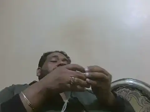 Snapshot of elpoop7305 chatting on 11.24.25 elpoop7305 online show from 11.24.25