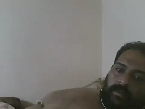 Snapshot of elpoop7305 chatting on 11.26.25 elpoop7305 online show from 11.26.25