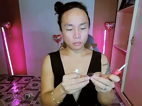 YourNikkieXxx online show from 02.06.26