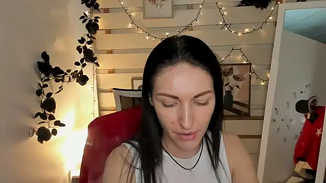 Aurora Loveu online show from 02.13.26