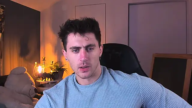 Oscar Miller  online show from 10.28.25