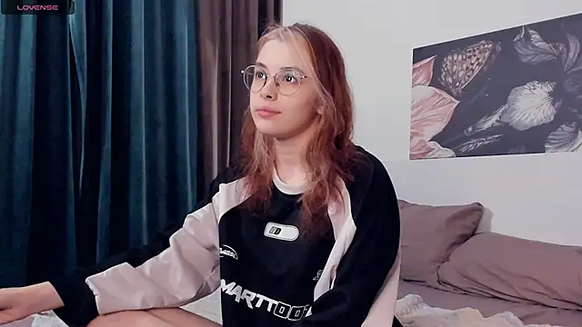 VedaSchulz online show from 10.05.25