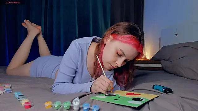 VedaSchulz online show from 12.04.25