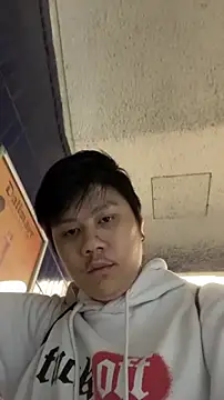 Snapshot of Kingpowerlittel chatting on 10.26.25 Kingpowerlittel online show from 10.26.25