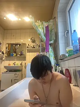 Snapshot of Kingpowerlittel chatting on 02.04.26 Kingpowerlittel online show from 02.04.26