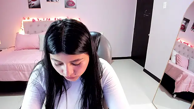Miss Cataleya   online show from 05.25.26