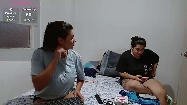 Snapshot of Laia_Gomez chatting on 11.29.25 Laia Gomez online show from 11.29.25