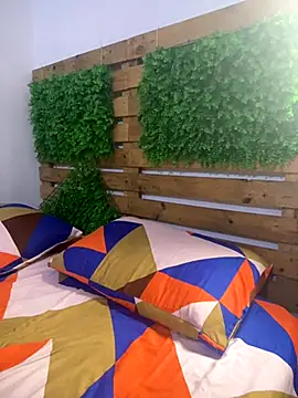 Snapshot of Phonx07 chatting on 09.16.25 Phonx07 online show from 09.16.25