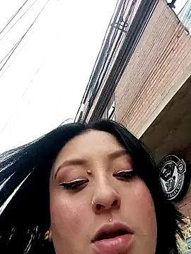 megan fox5 online show from 10.04.25