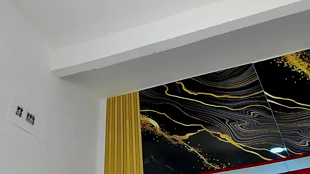 VioletRose as online show from 01.15.26