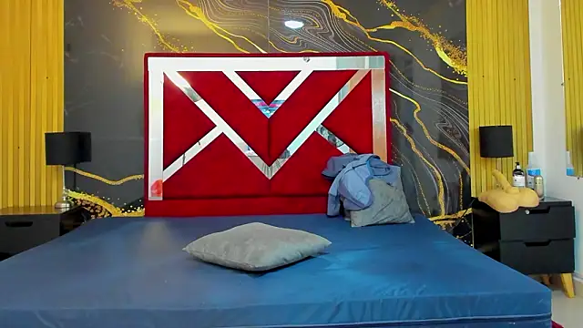 VioletRose as online show from 01.31.26