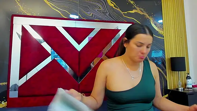 VioletRose as online show from 02.01.26