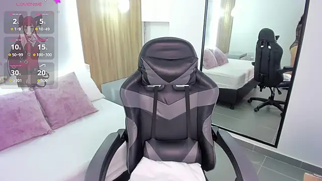 Snapshot of altair_mori chatting on 10.27.25 altair mori online show from 10.27.25