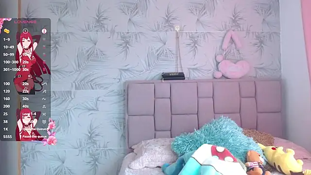 Snapshot of rojitabarbie4 chatting on 09.17.25 rojitabarbie4 online show from 09.17.25