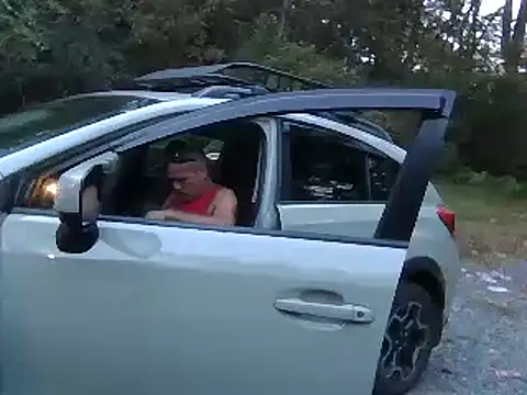 Snapshot of Eat_it_from_the_back chatting on 09.21.25 Eat it from the back online show from 09.21.25