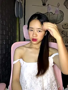 TiNa 04 online show from 09.15.25