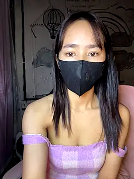 TiNa 04 online show from 12.14.25