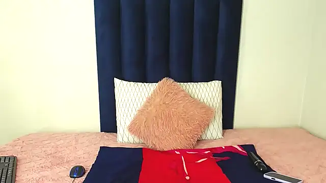 Pinkdollyg online show from 04.09.26