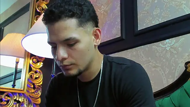 AlessandroKiing online show from 07.25.26