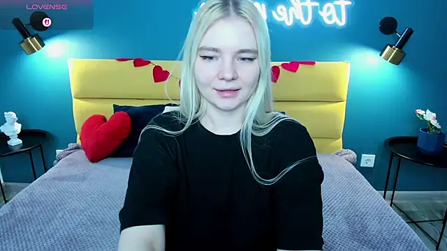 RuthBryant online show from 02.04.26