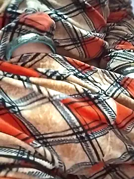 rani8008 online show from 11.24.25